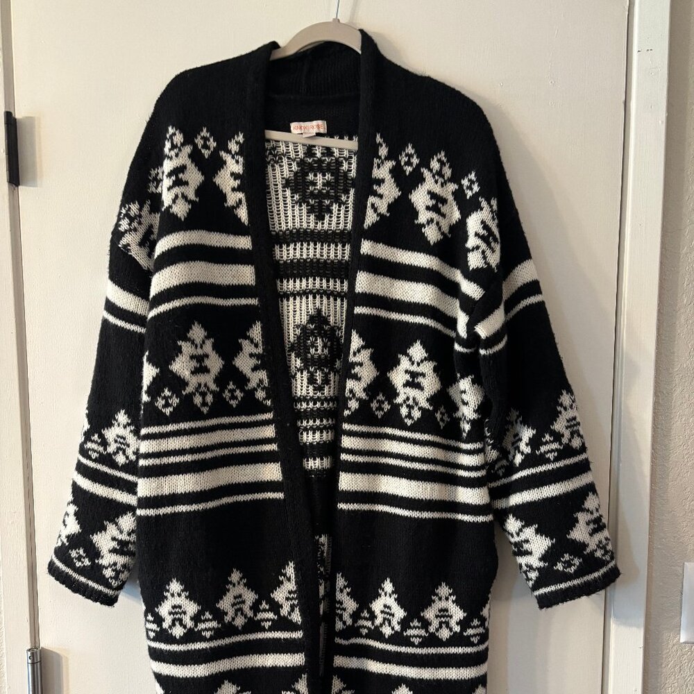 Knox Rose Black and White Long Cardigan
